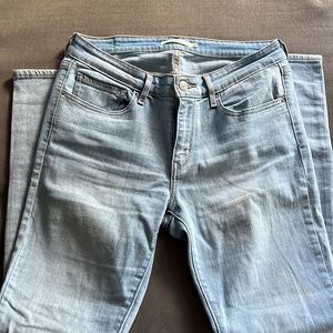 Levi light wash jeans. No distressing. Skinny leg. Size 30